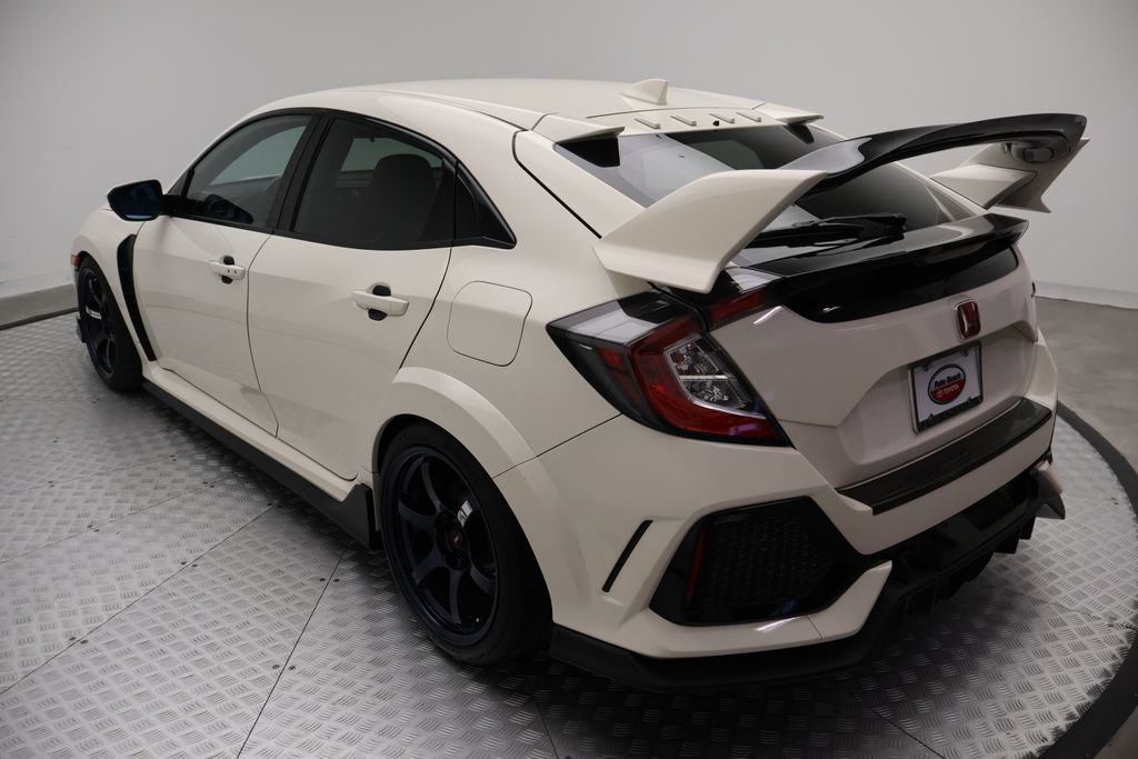Used 2018 Honda Civic Type R image 11