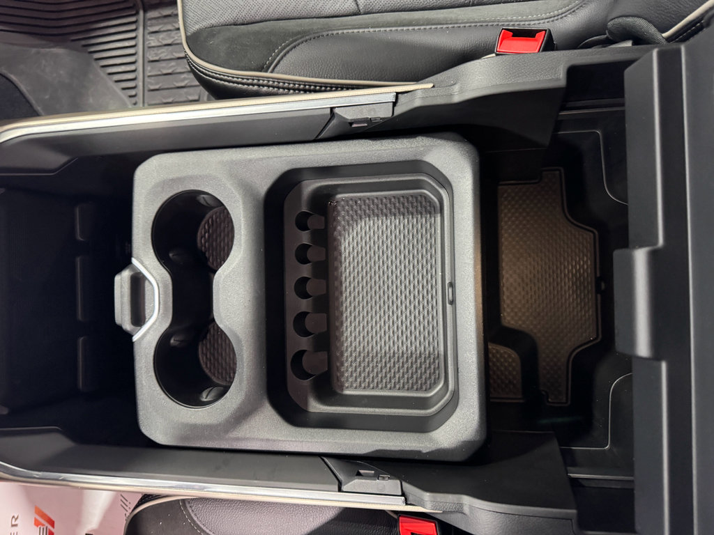 Used 2024 RAM 3500 Laramie image 39