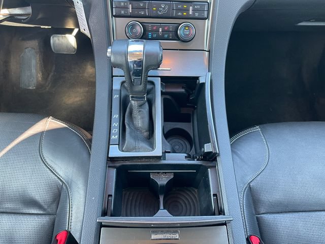Used 2012 Ford Taurus Limited FWD image 21