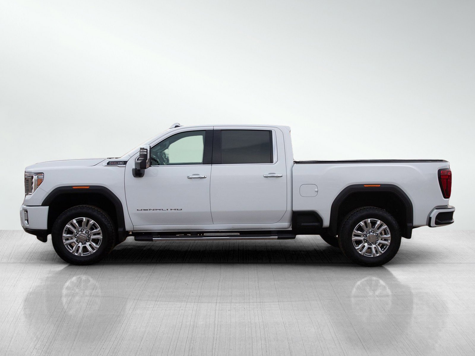 Used 2023 GMC Sierra 3500 Denali image 2