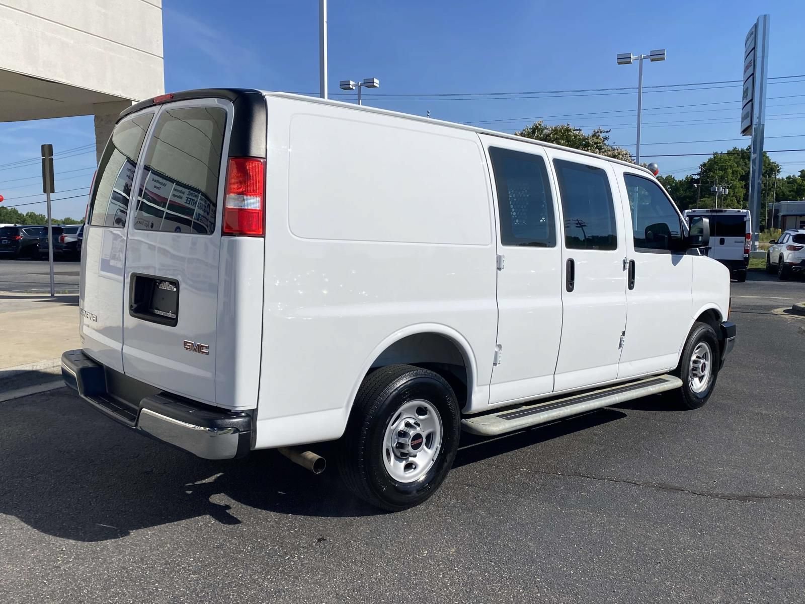 Used 2025 GMC Savana 2500 w/ Driver Convenience Package RWD image 7
