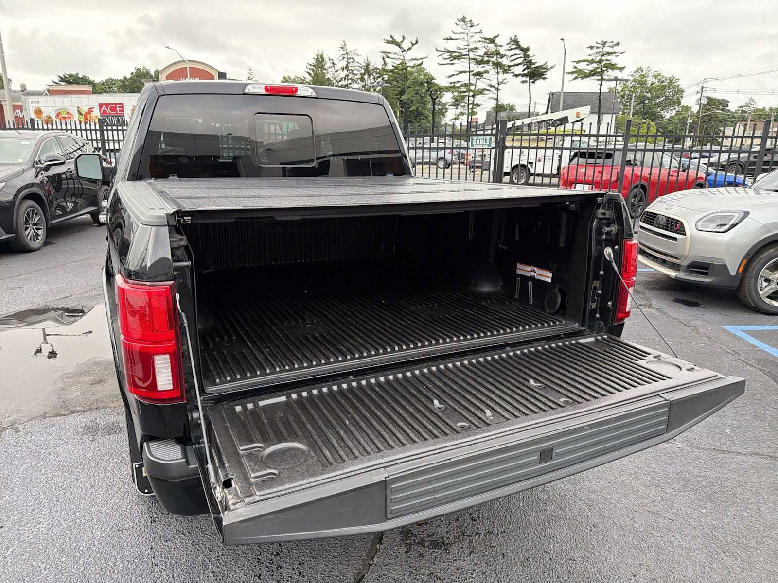 Used 2020 Ford F150 Platinum w/ Equipment Group 701A Luxury AWD/4WD image 21