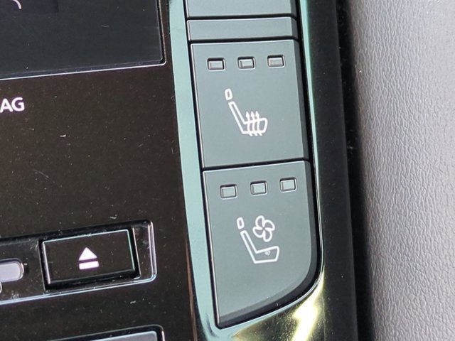 Used 2021 INFINITI QX50 Sensory image 25