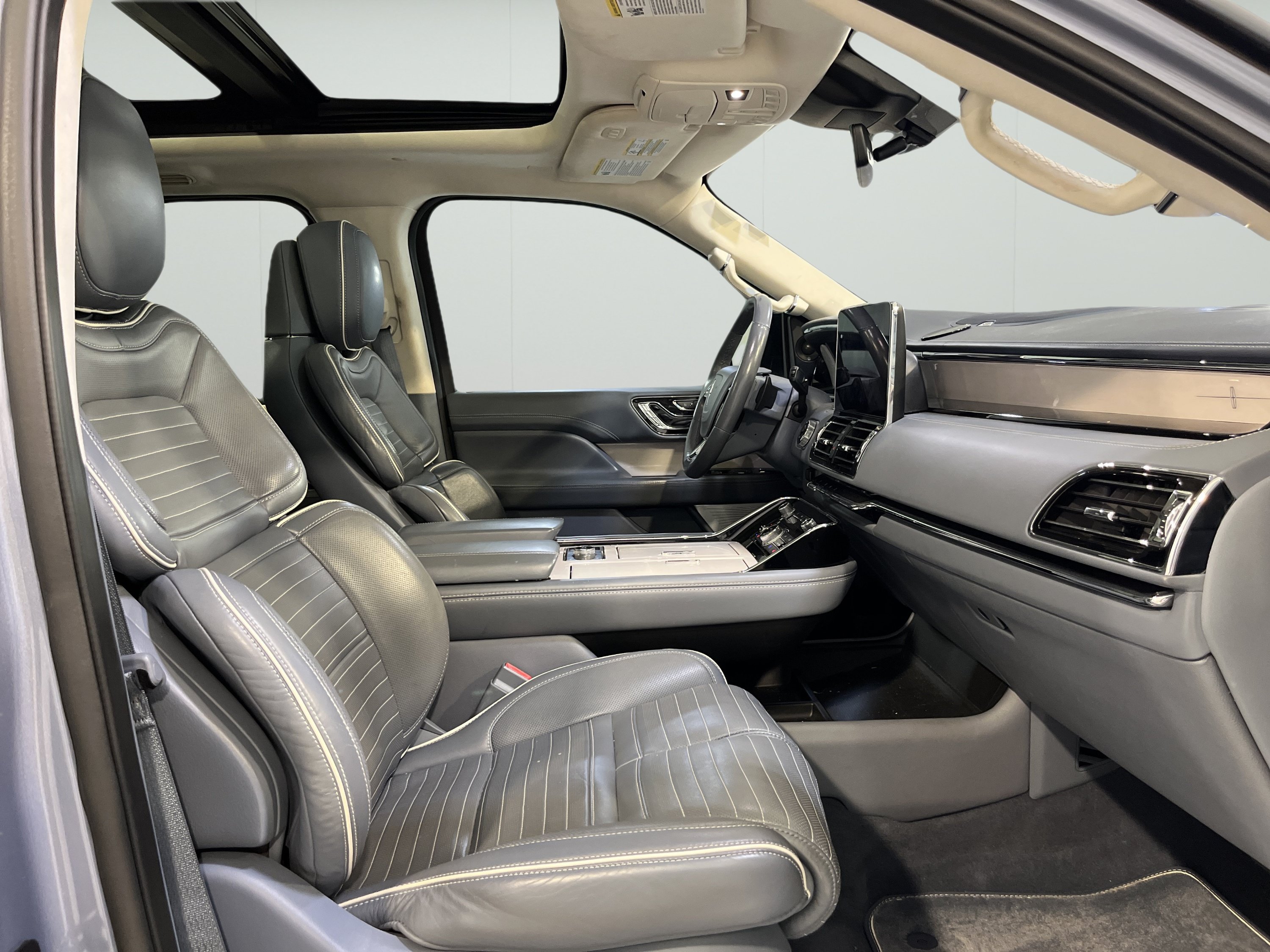 Used 2020 Lincoln Navigator Black Label AWD/4WD image 20