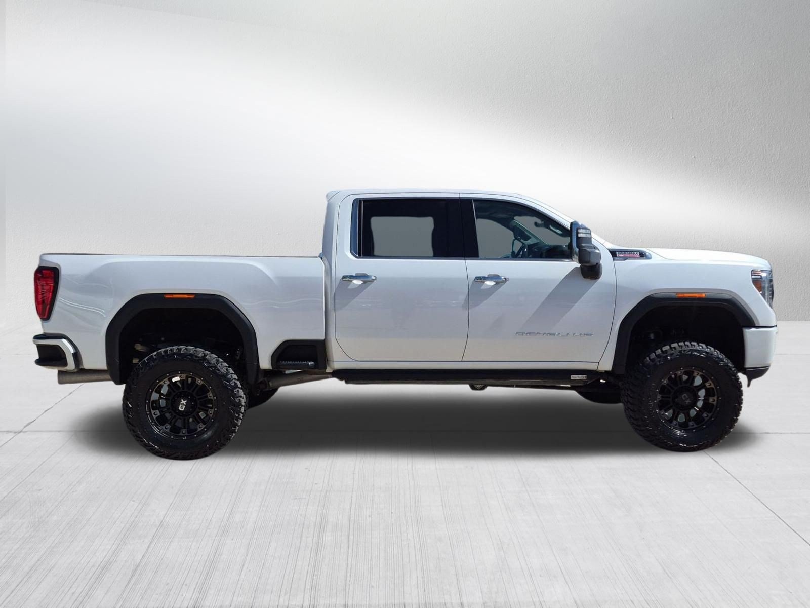 Used 2020 GMC Sierra 3500 Denali w/ Denali Ultimate Package AWD/4WD image 6
