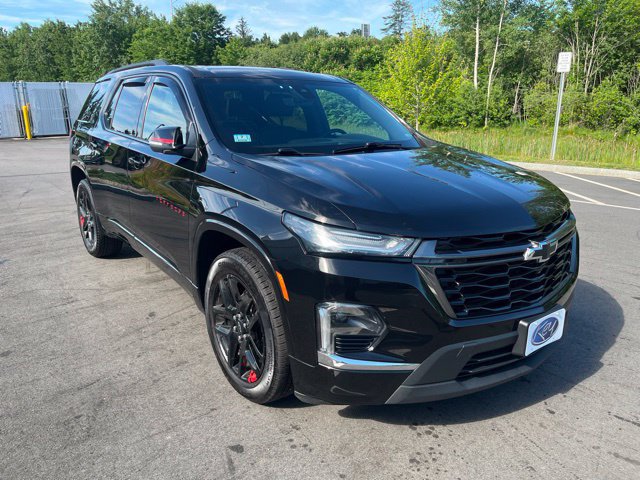 Used 2023 Chevrolet Traverse Premier w/ Redline Edition AWD/4WD image 7