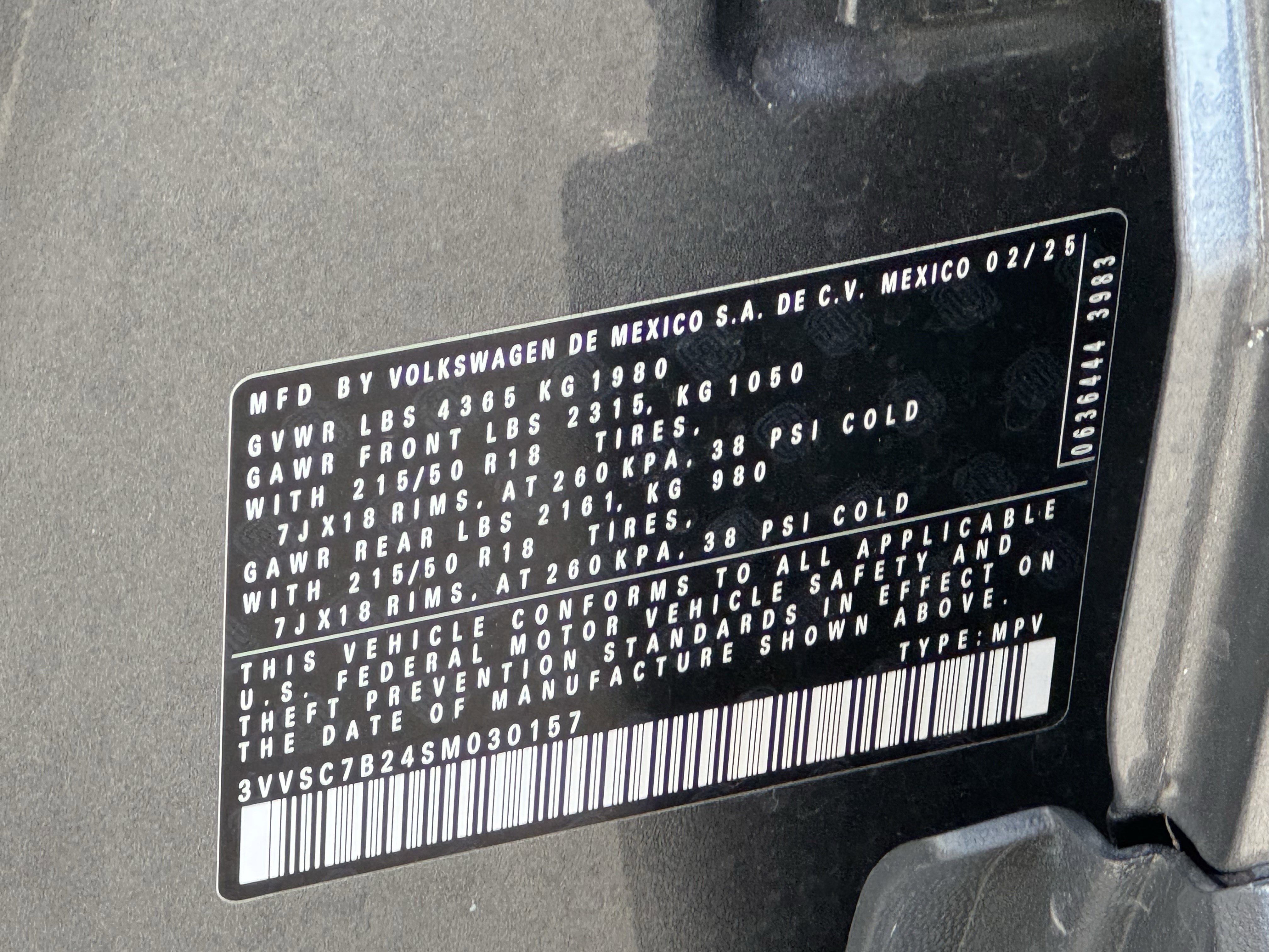 Used 2025 Volkswagen Taos SE image 39