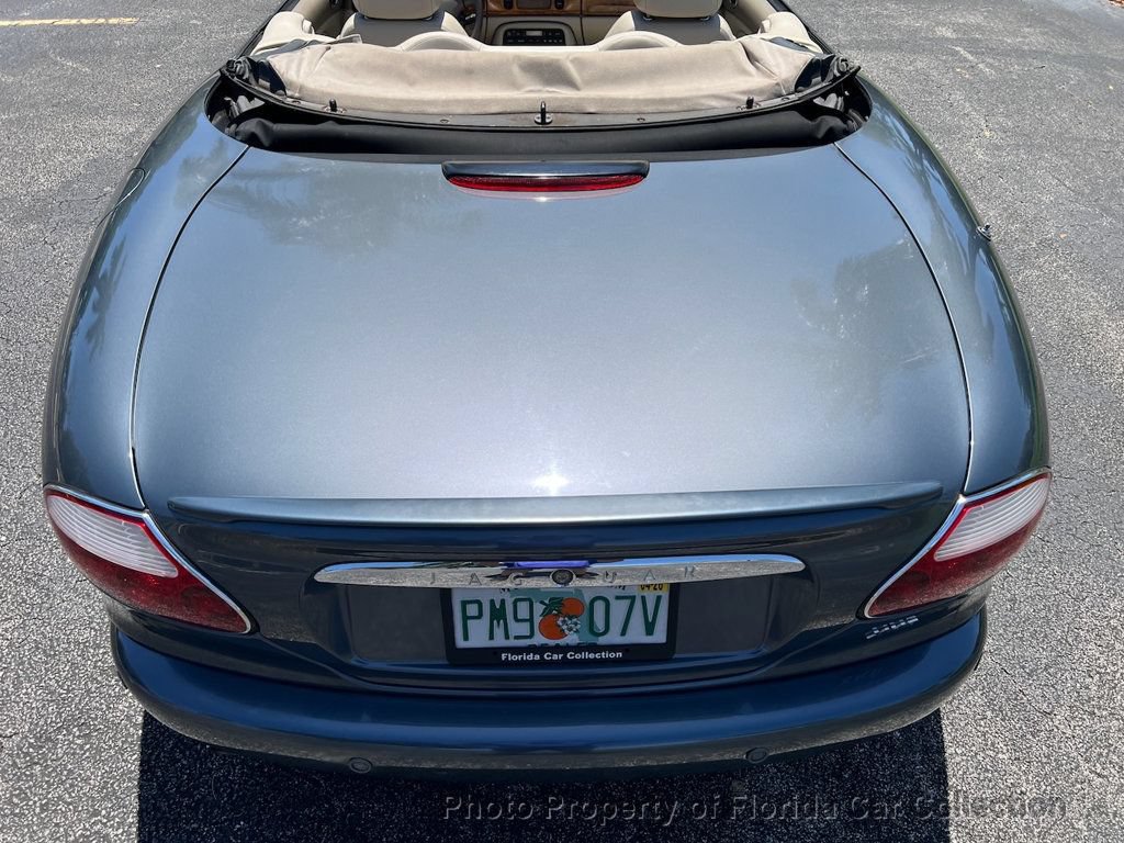 Used 2001 Jaguar XKR Convertible RWD image 21