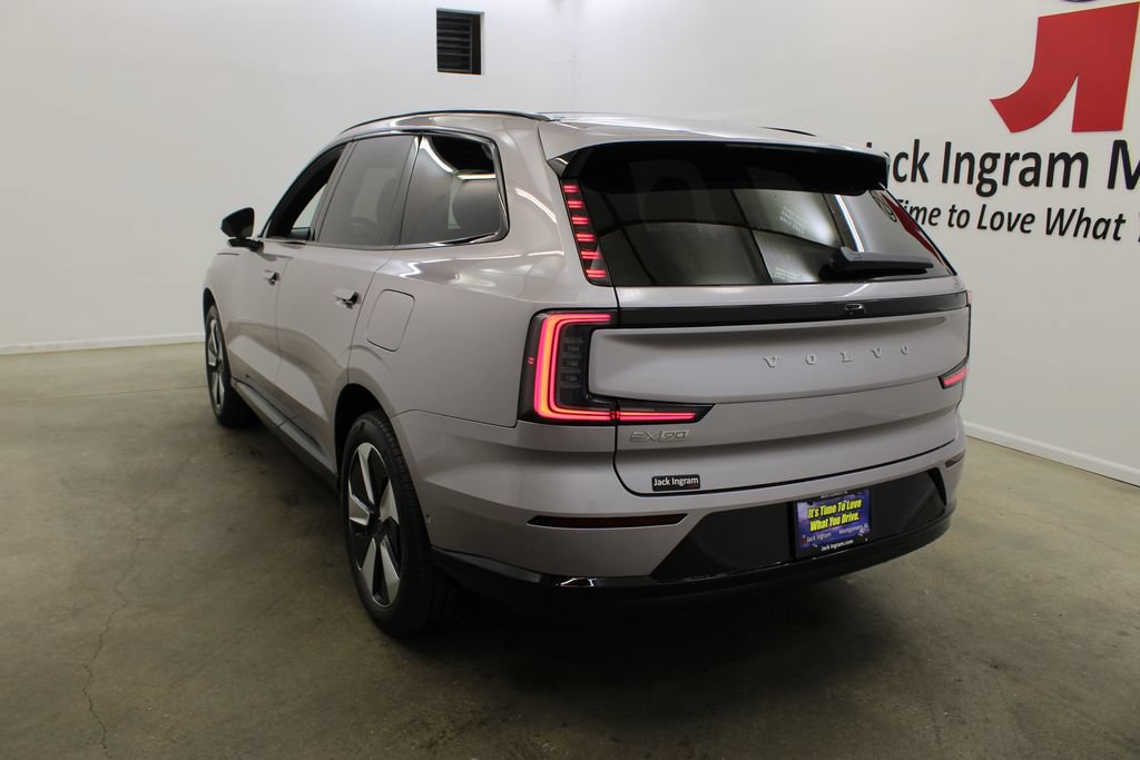 New 2026 Volvo EX90 Plus RWD image 3