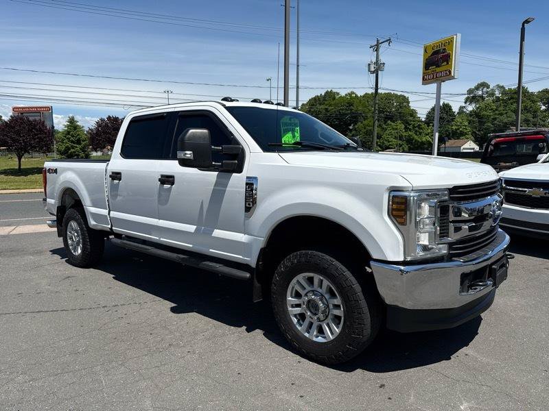 Used 2018 Ford F250 XLT w/ Snow Plow Prep Package AWD/4WD image 4