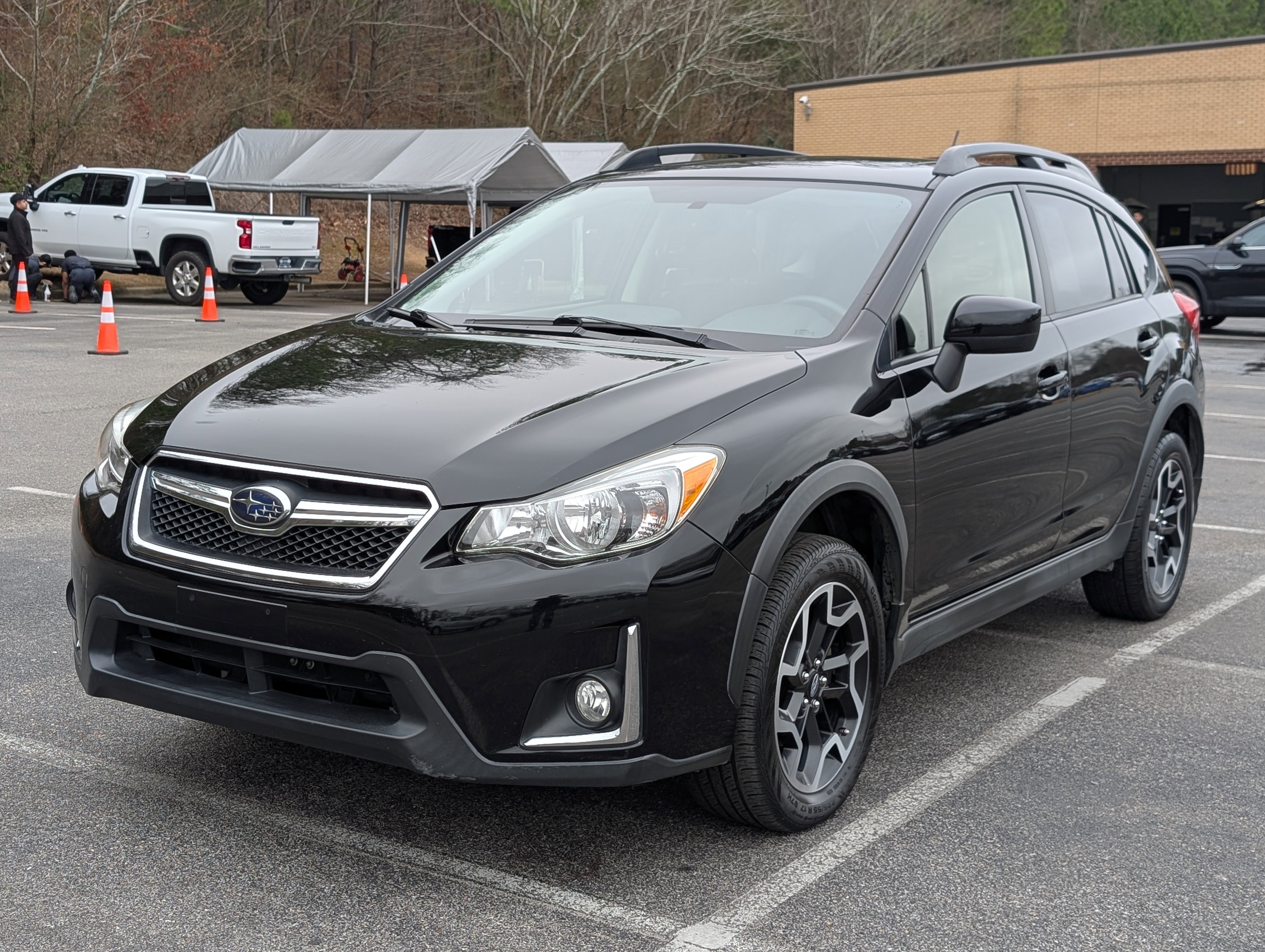 Used 2017 Subaru Crosstrek 2.0i Premium w/ Moonroof Package image 5