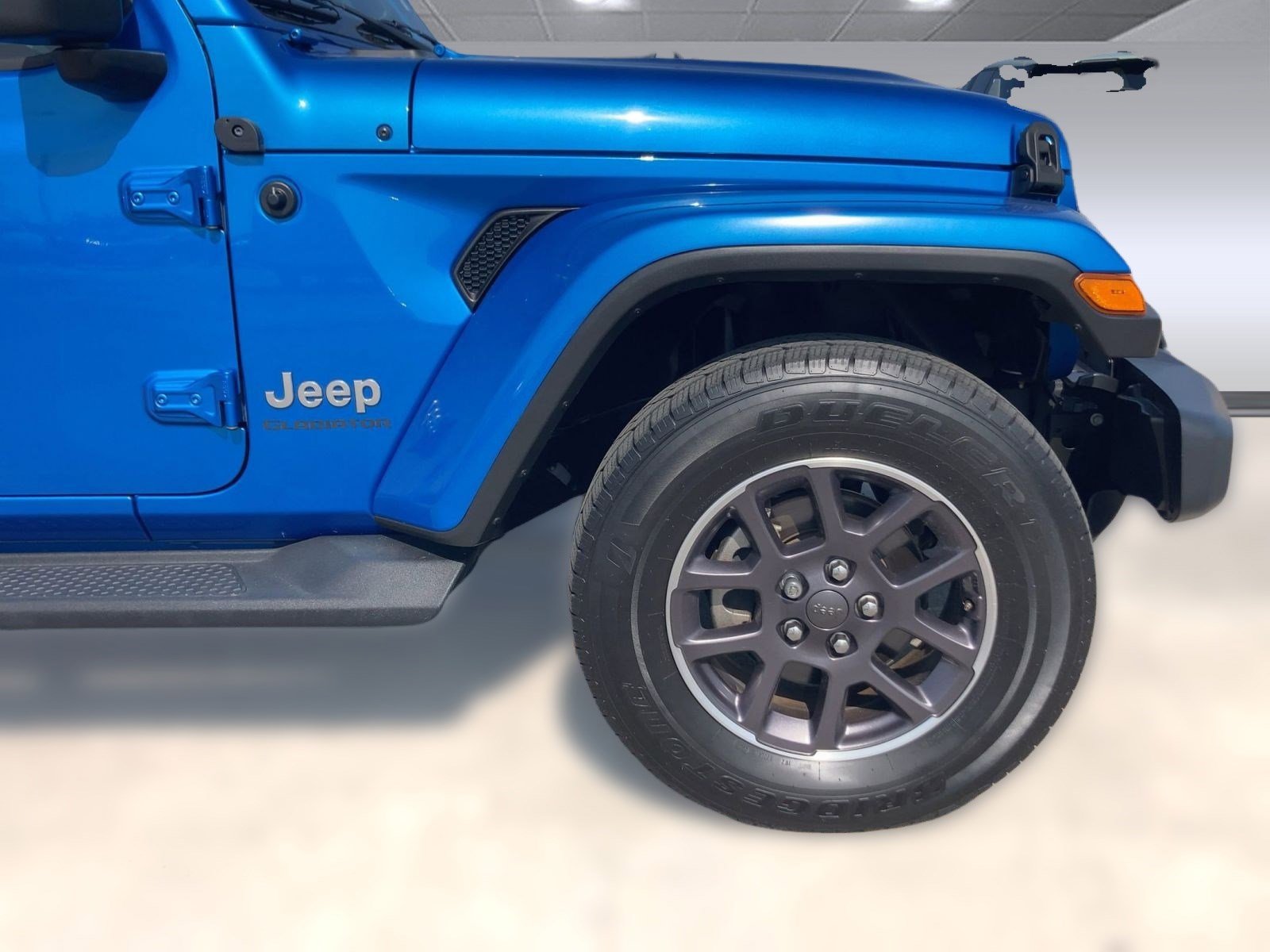 Used 2021 Jeep Gladiator Overland w/ Popular Equipment Package image 11