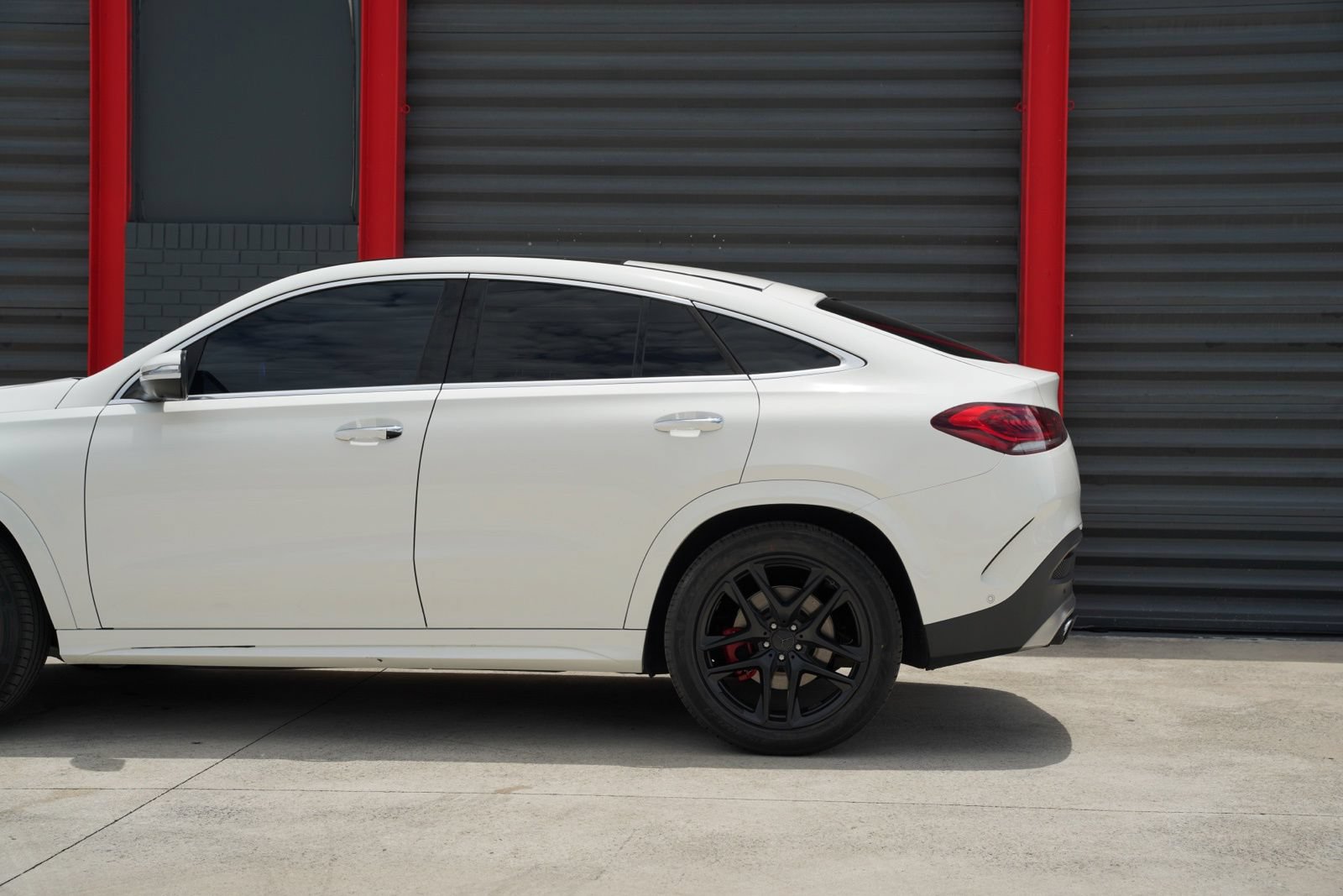 Used 2023 Mercedes-Benz GLE 53 AMG 4MATIC Coupe image 4