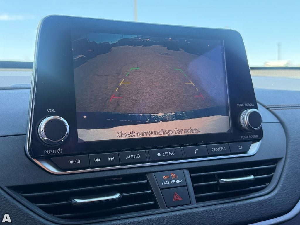 Used 2020 Nissan Altima 2.5 SR FWD image 21