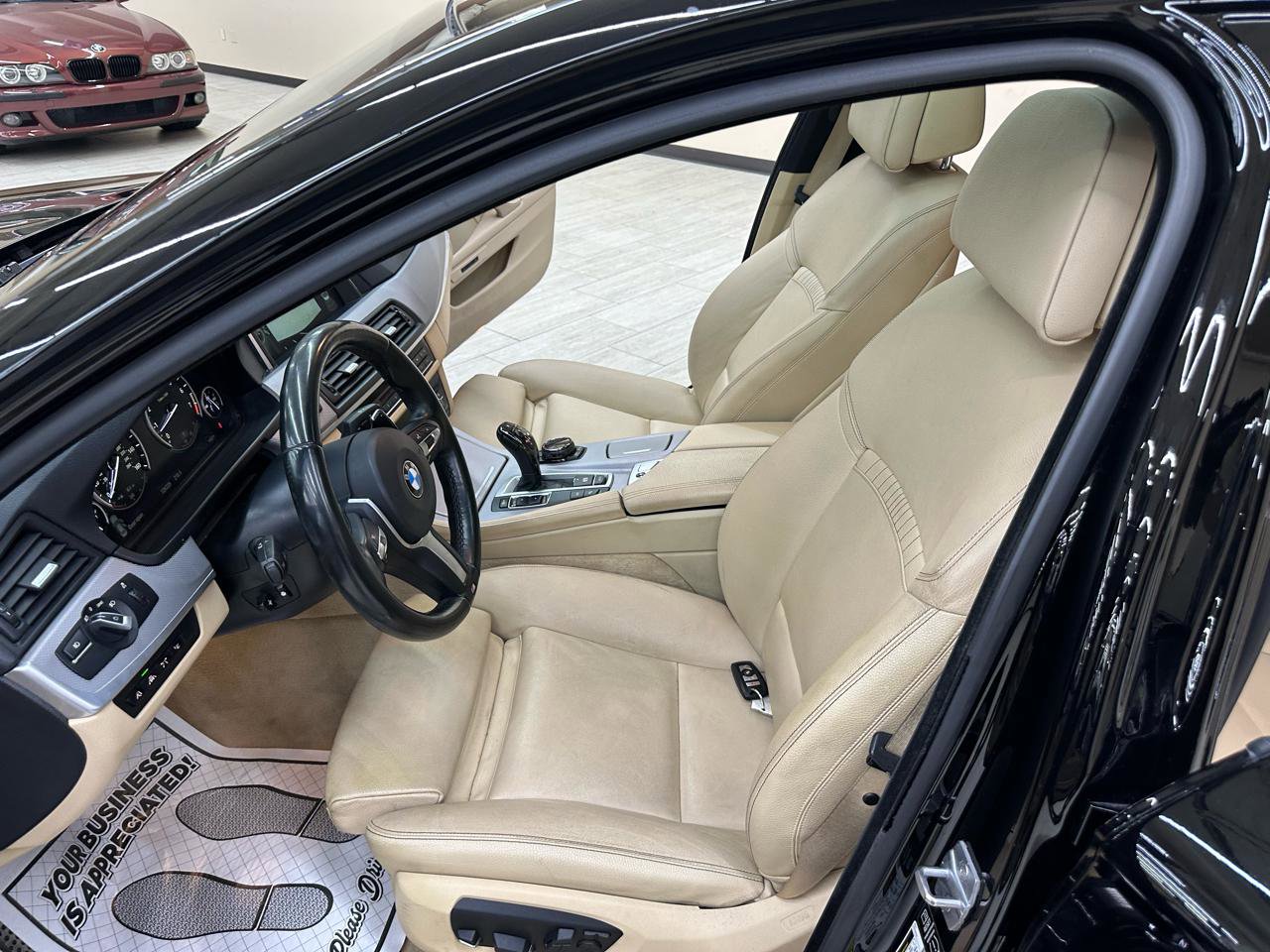 Used 2014 BMW 550i Sedan RWD image 20