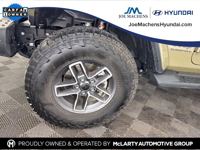 Used 2025 Jeep Gladiator Mojave image 30