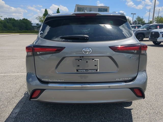New 2026 Toyota Highlander Platinum AWD/4WD image 5