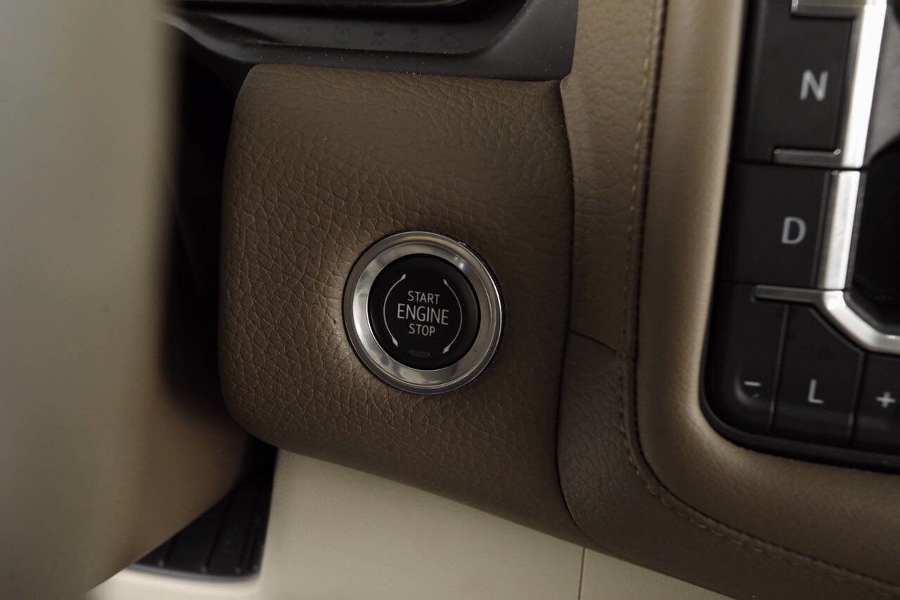 Used 2022 GMC Yukon XL Denali image 25