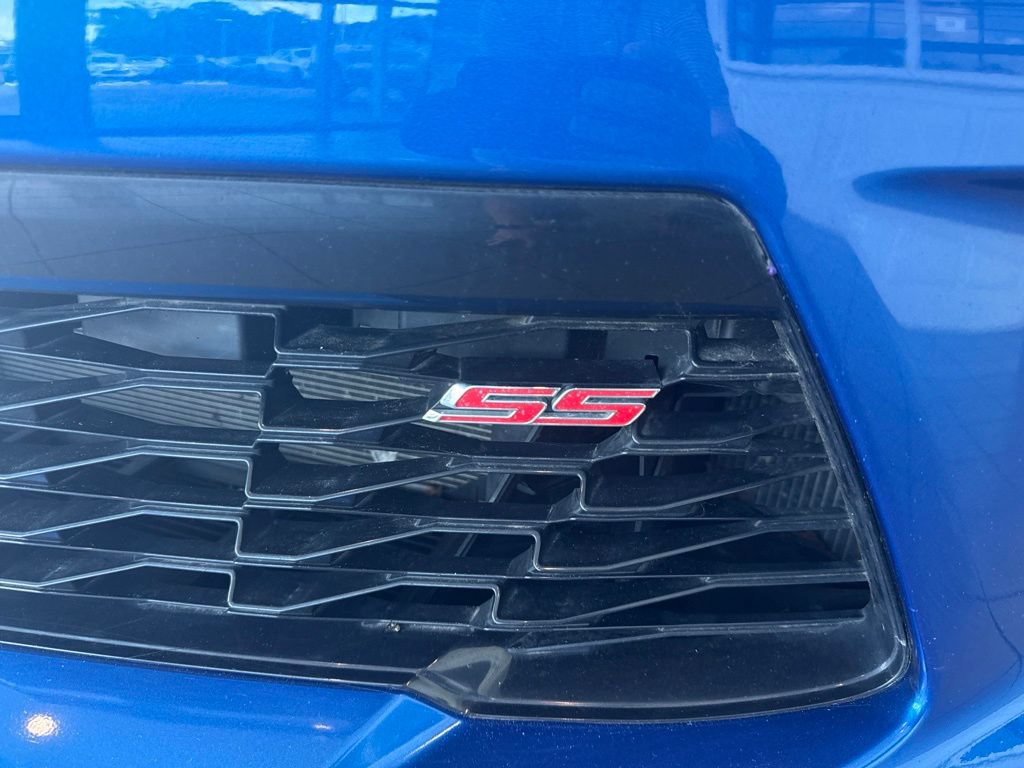 Used 2017 Chevrolet Camaro SS RWD image 15