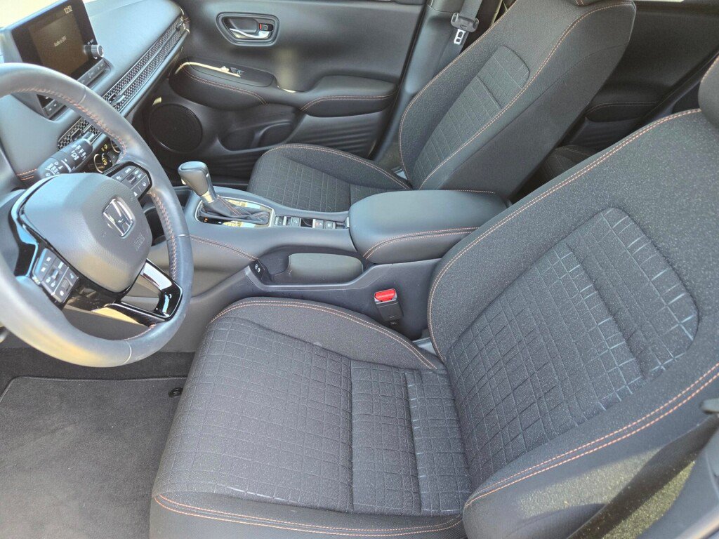 Certified 2024 Honda HR-V Sport image 11