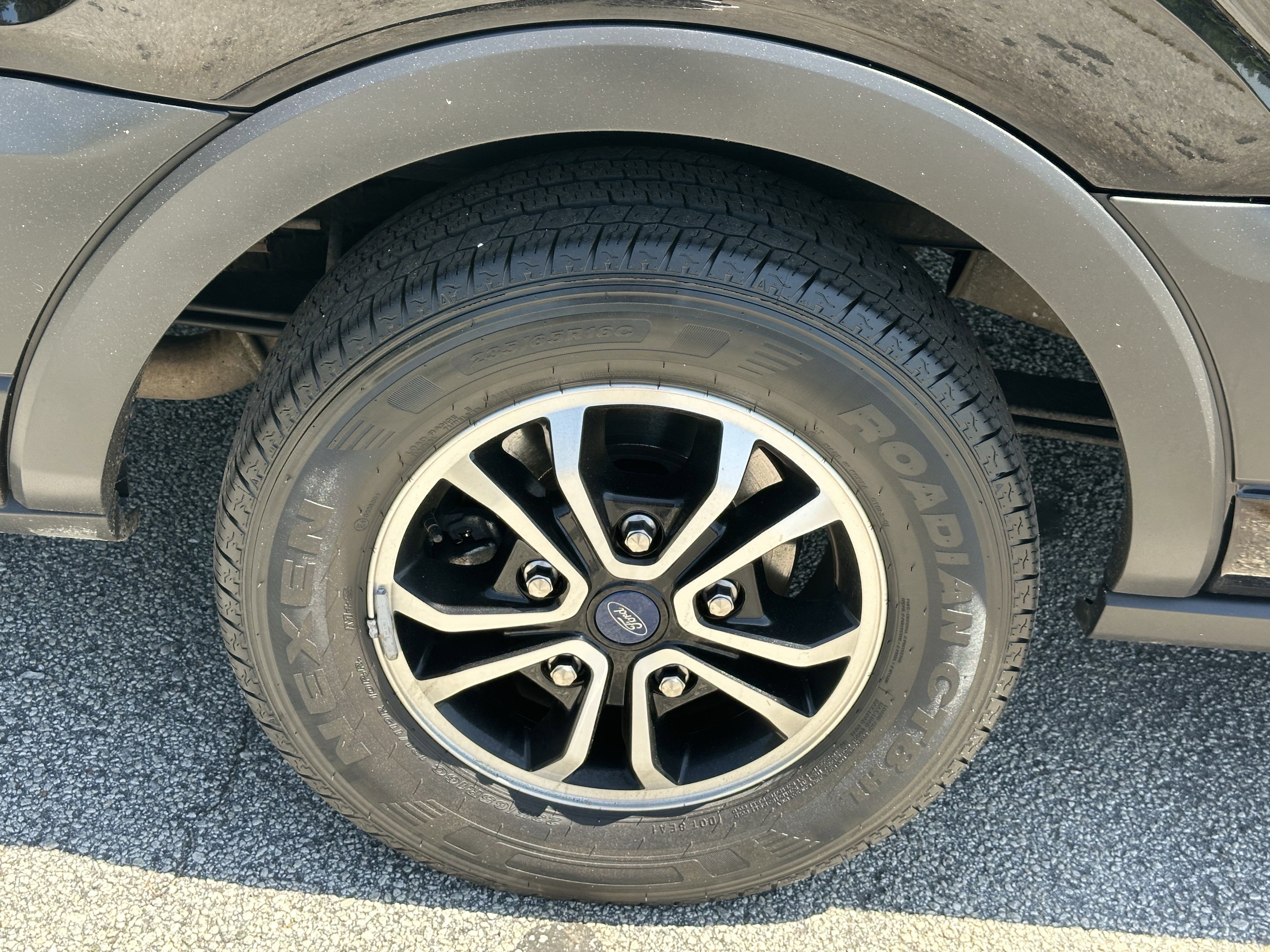 Used 2023 Ford Transit 350 XLT RWD image 20