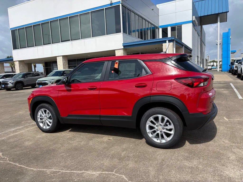 New 2026 Chevrolet TrailBlazer LS FWD image 18