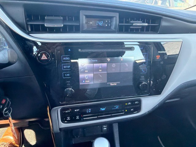 Used 2017 Toyota Corolla LE w/ Carpet Mat Package (TMS) FWD image 44