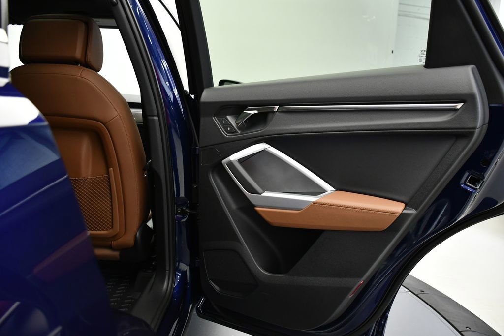 Used 2025 Audi Q3 2.0T Premium w/ Convenience Package image 51