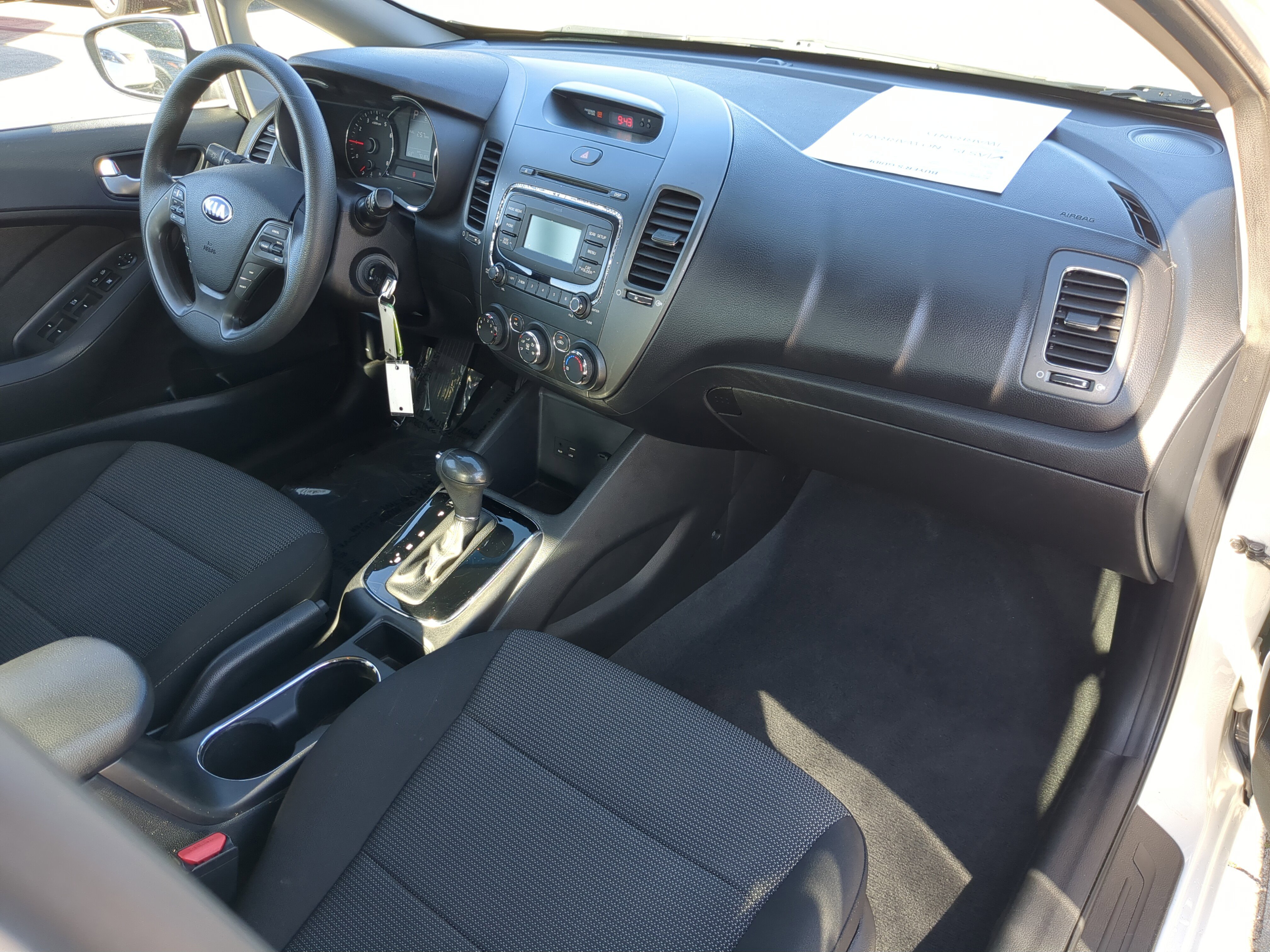 Used 2018 Kia Forte LX image 10