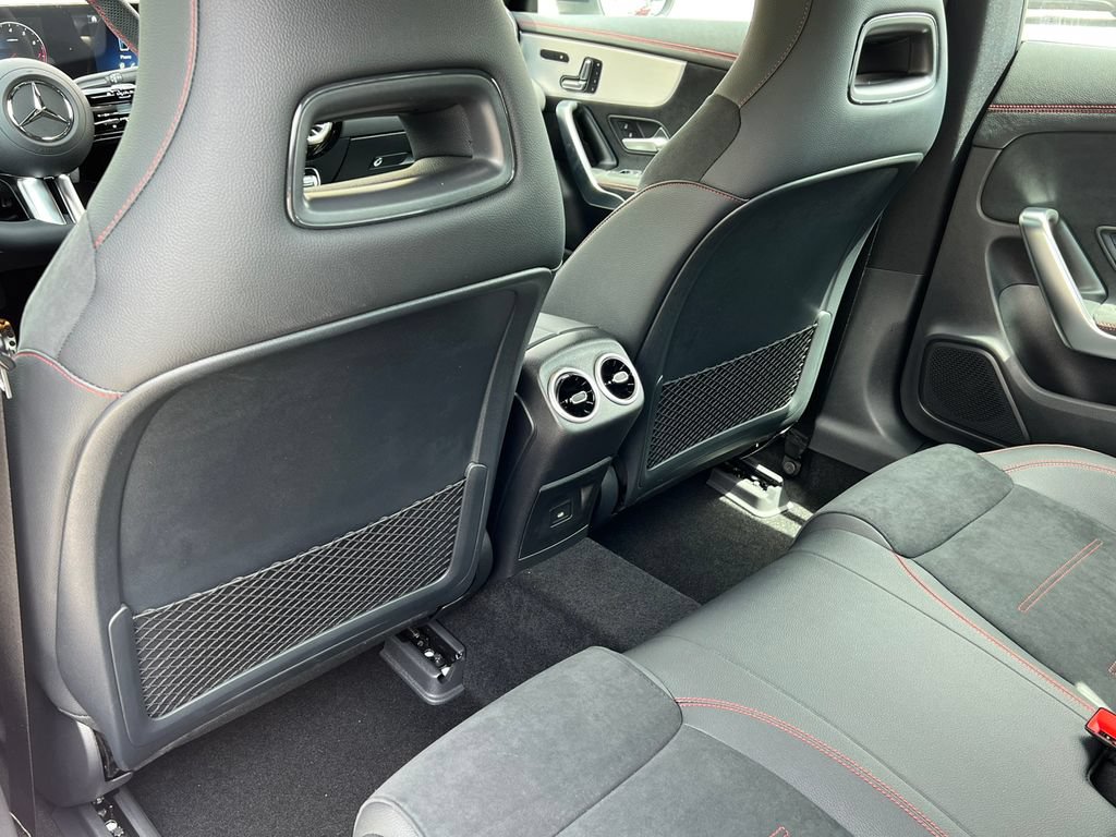 New 2026 Mercedes-Benz CLA 250 4MATIC image 32