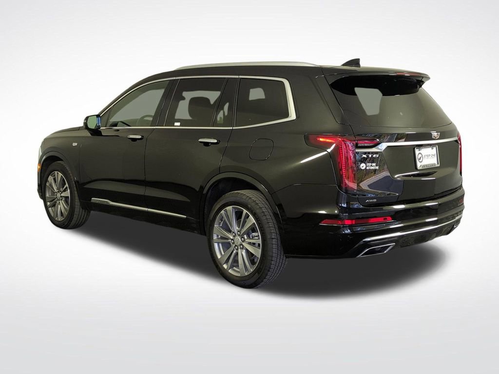 Certified 2025 Cadillac XT6 Premium Luxury AWD/4WD image 6
