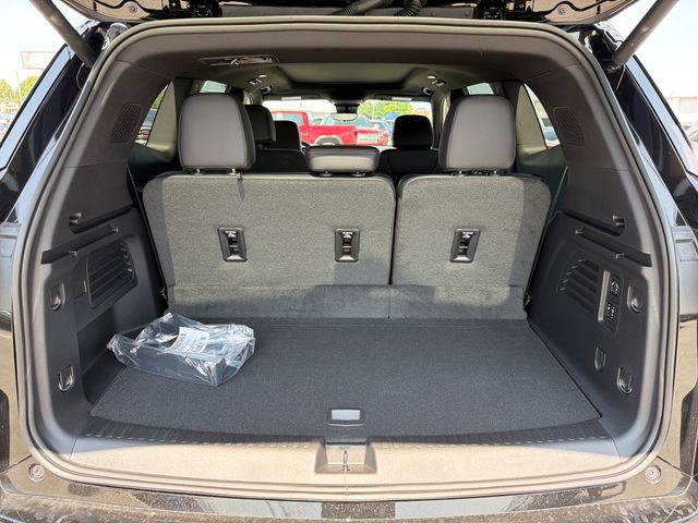 New 2026 Buick Enclave Avenir w/ Super Cruise Package FWD image 24