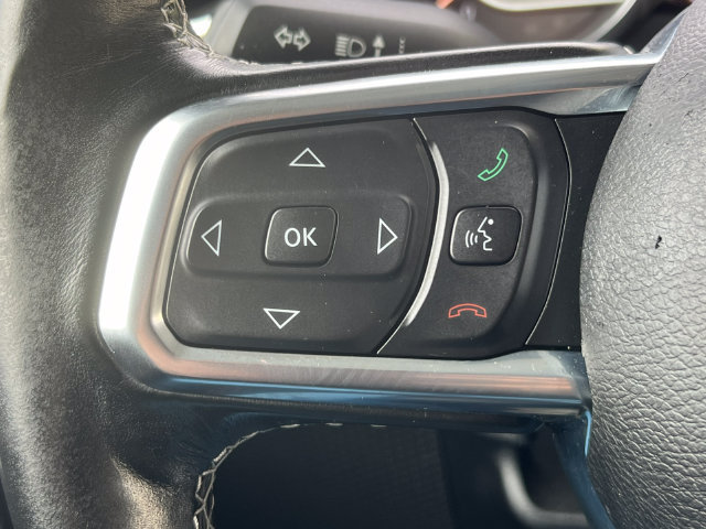 Used 2020 Jeep Wrangler Unlimited Sahara AWD/4WD image 17