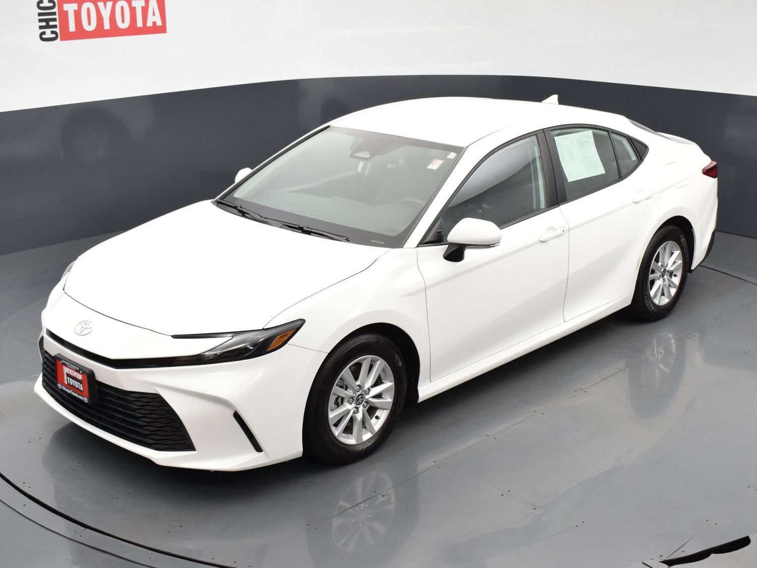 Used 2025 Toyota Camry LE FWD image 24