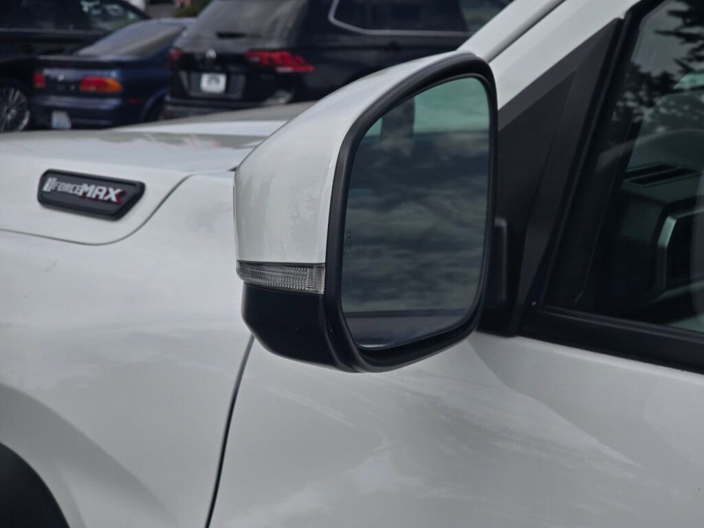 Used 2024 Toyota Tacoma TRD Off-Road image 15