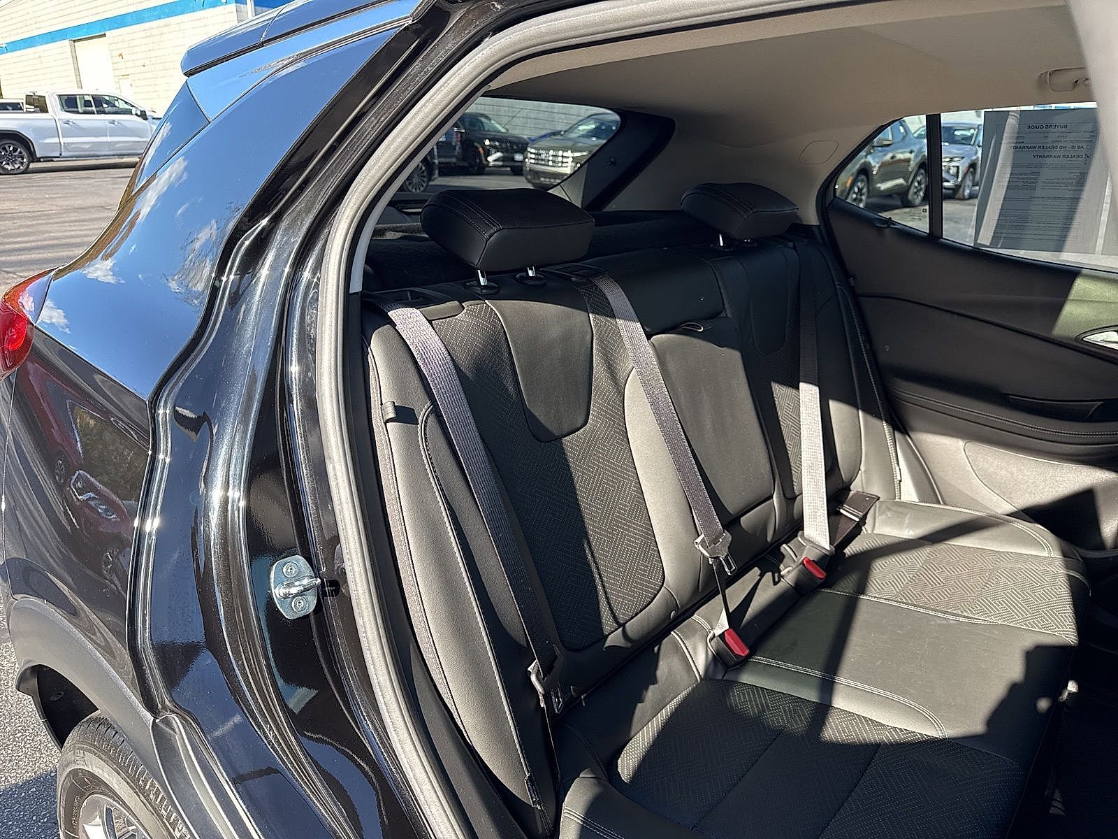 Certified 2022 Buick Encore GX Essence w/ Experience Buick Package image 31