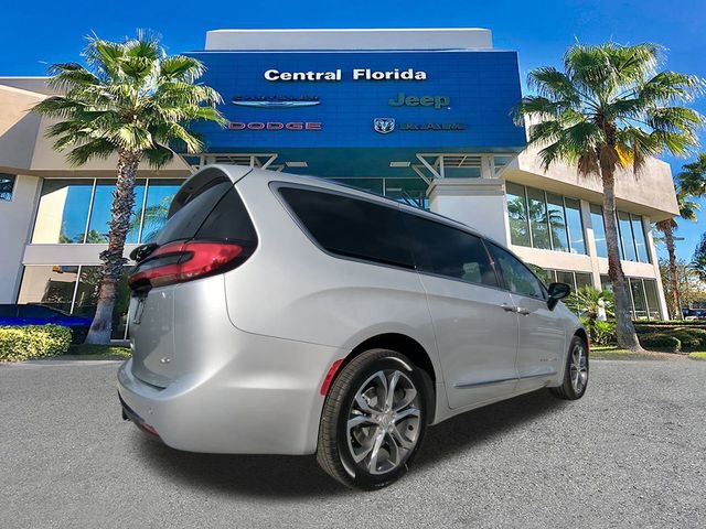 New 2026 Chrysler Pacifica Pinnacle w/ Trailer Tow Group image 5