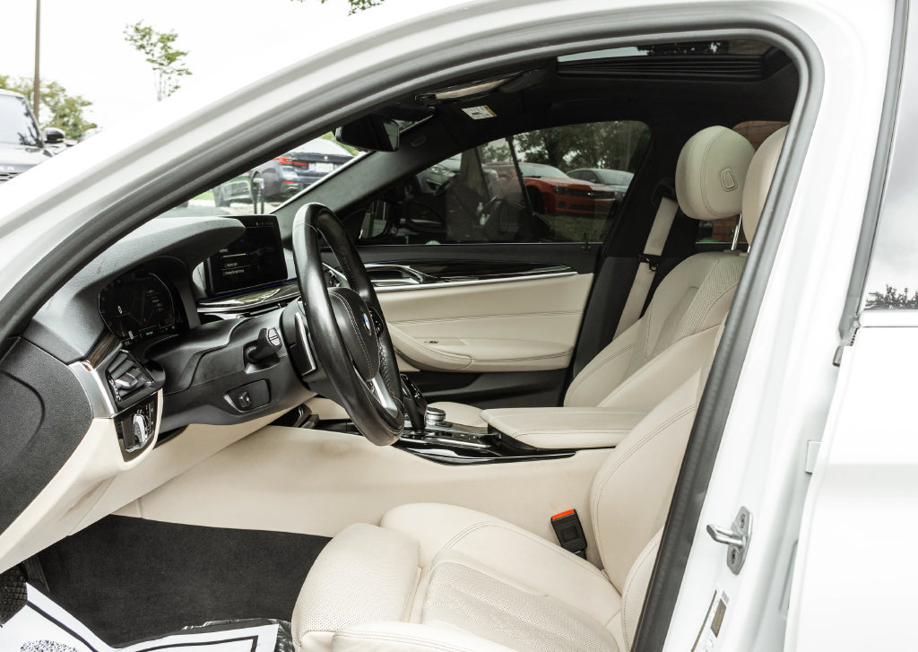Used 2021 BMW 530i RWD image 25