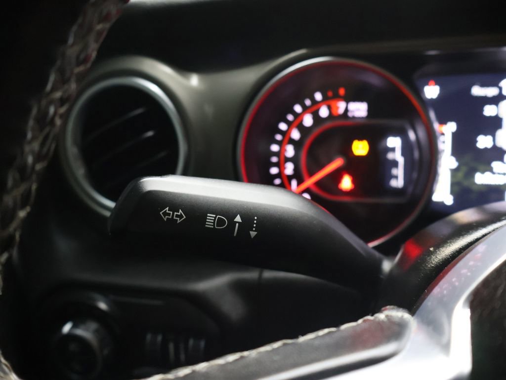 Used 2021 Jeep Gladiator Rubicon w/ Uconnect 4C Nav & Sound Group AWD/4WD image 33