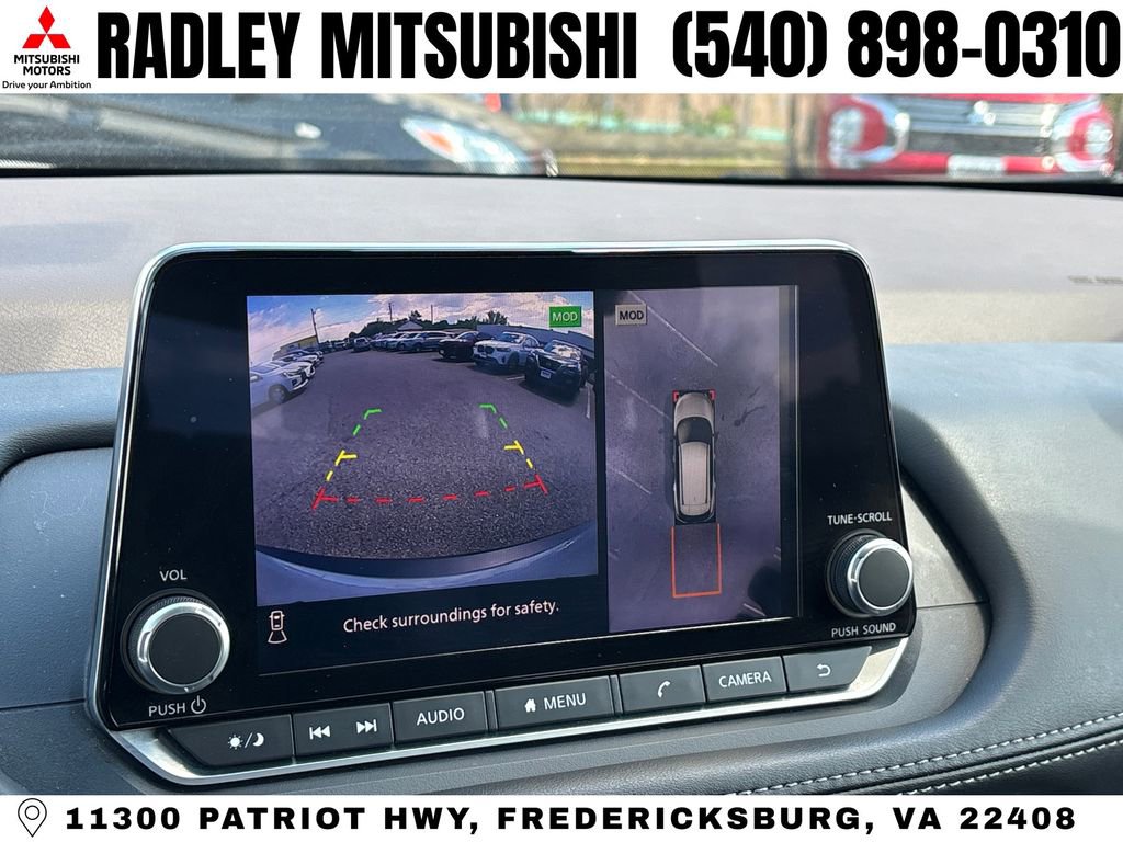 Used 2023 Nissan Rogue SL AWD/4WD image 9