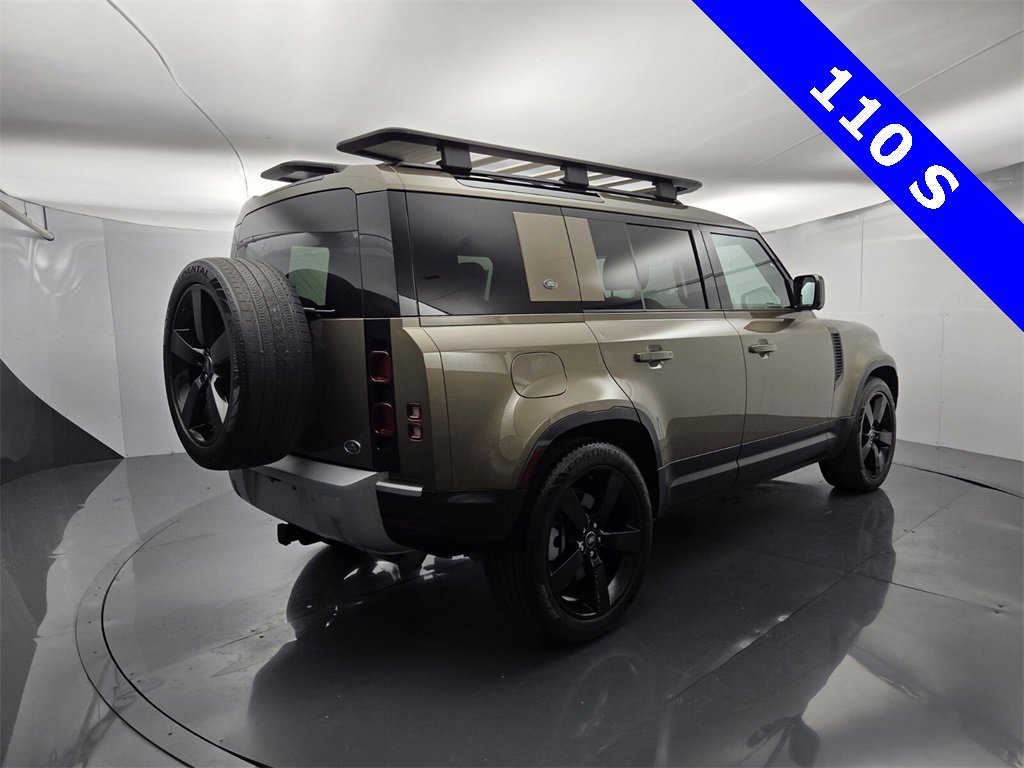 Used 2022 Land Rover Defender 110 S image 10