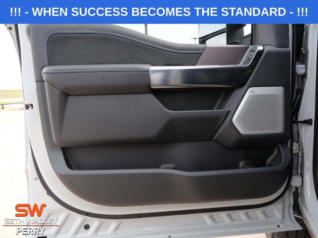 New 2026 Ford F250 Platinum image 18