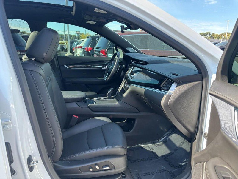 Used 2024 Cadillac XT6 Sport AWD/4WD image 11