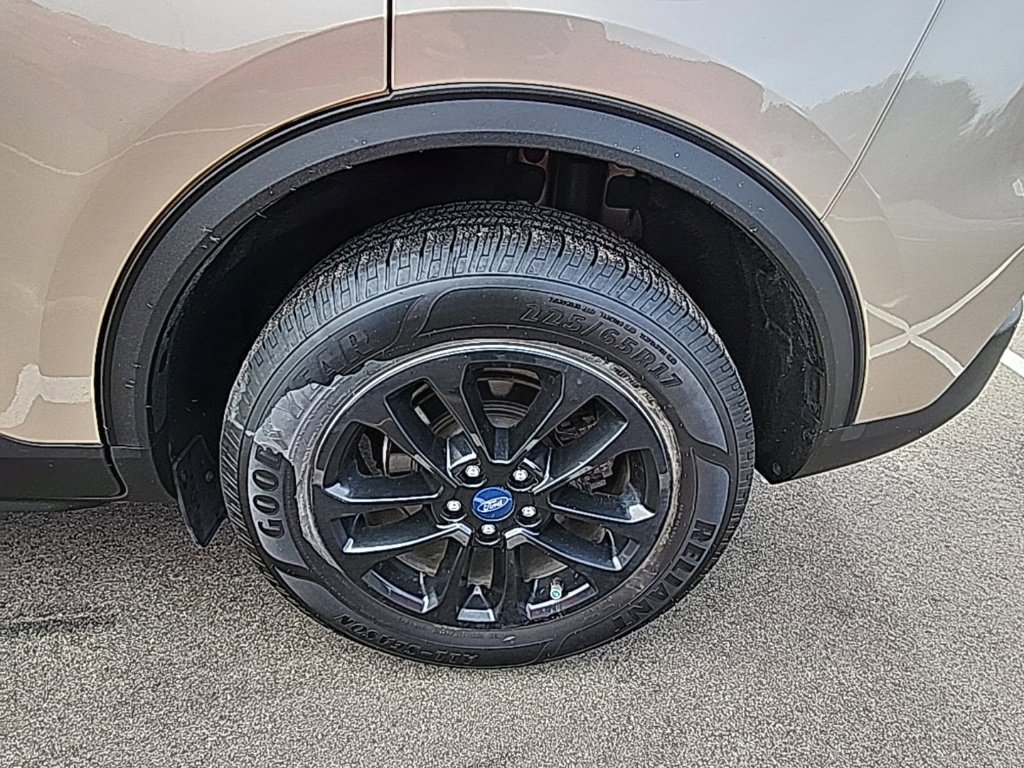 Used 2020 Ford Escape SE AWD/4WD image 24