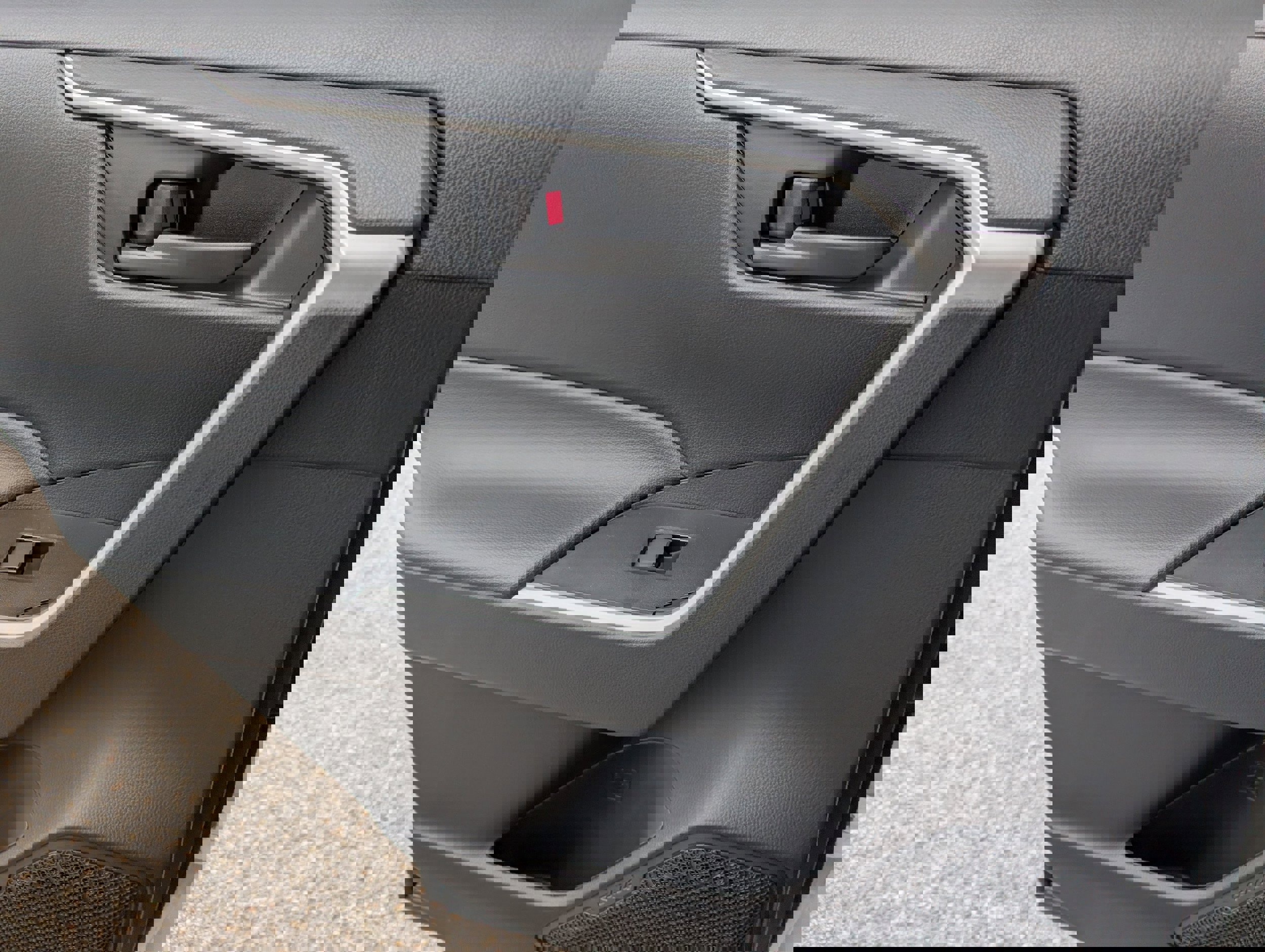 New 2025 Toyota RAV4 LE image 26