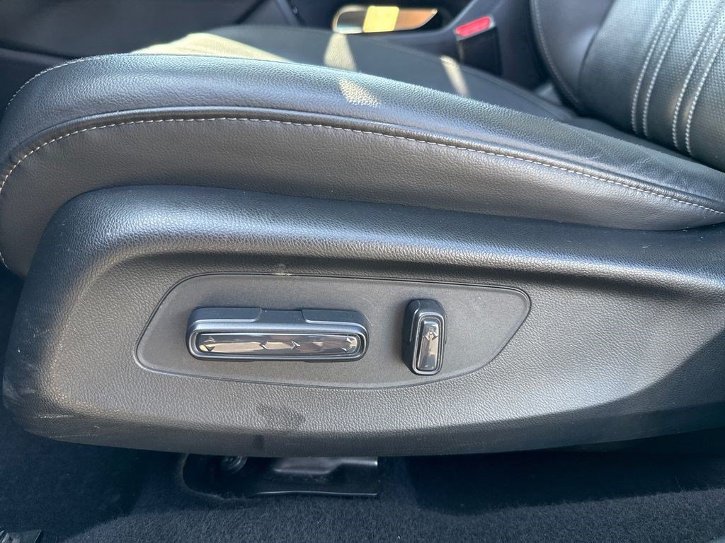 Certified 2024 Honda HR-V EX-L image 19
