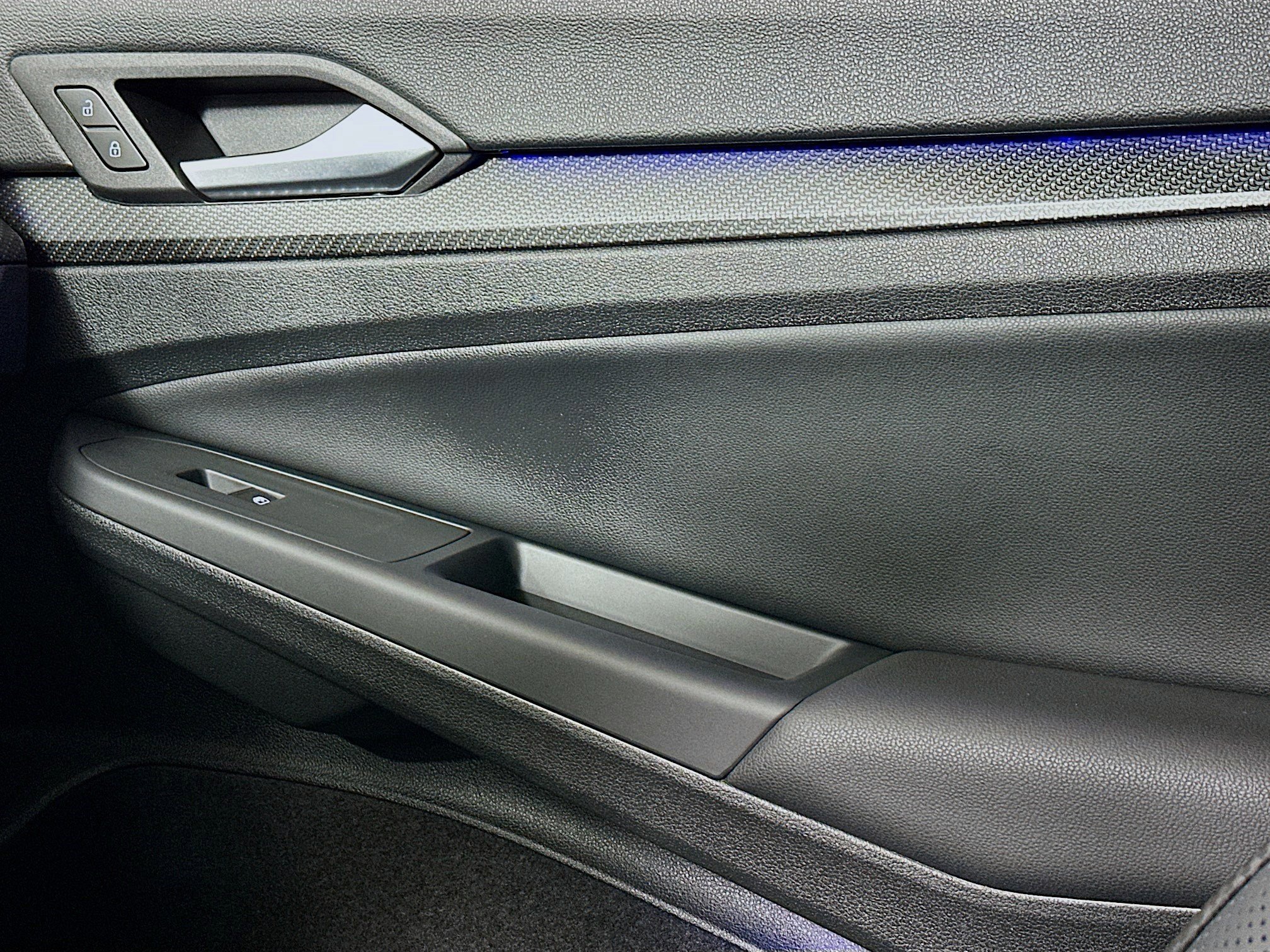 Used 2024 Volkswagen Golf R w/ MDO Package image 16