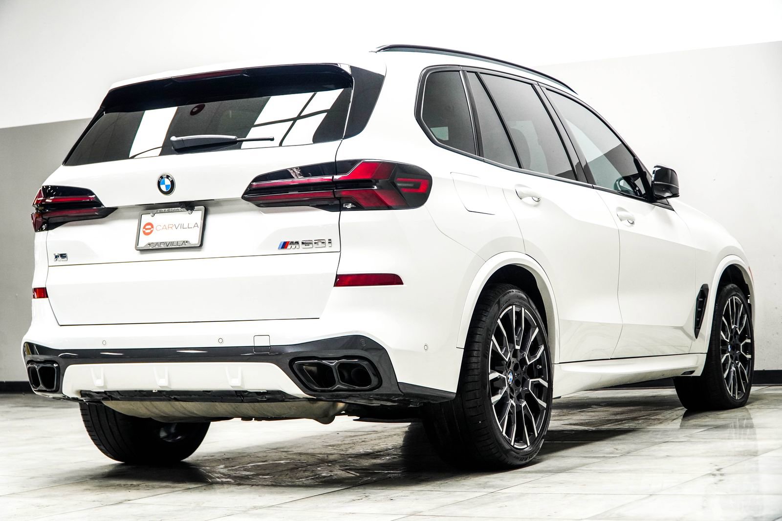 Used 2024 BMW X5 M60i w/ Climate Comfort Package AWD/4WD image 12