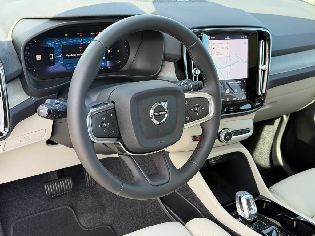 New 2026 Volvo XC40 B5 Plus w/ Climate Package AWD/4WD image 15
