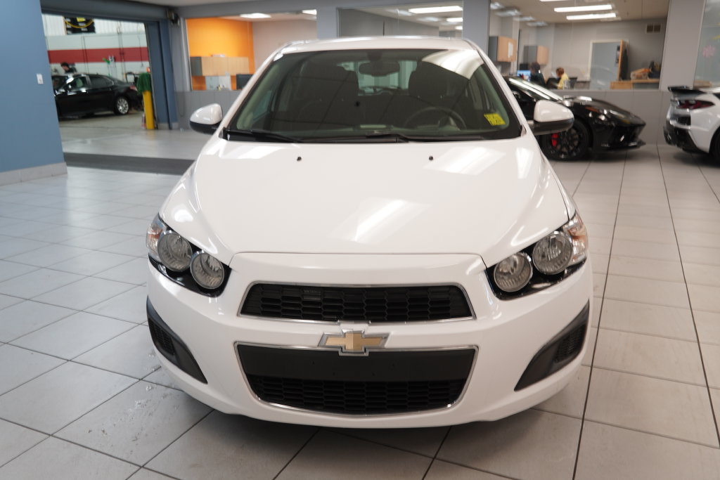 Used 2016 Chevrolet Sonic LT FWD image 15